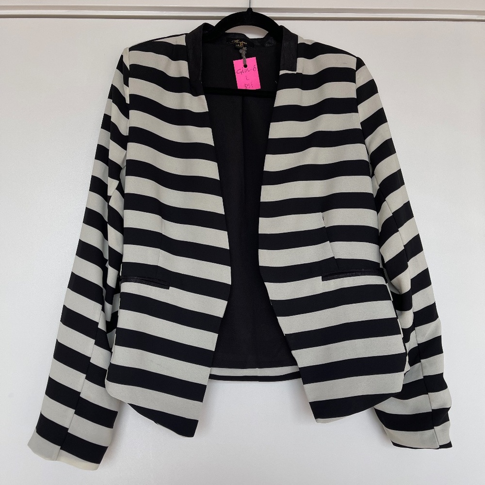 NWT Striped Lightweight Blazer (L)
